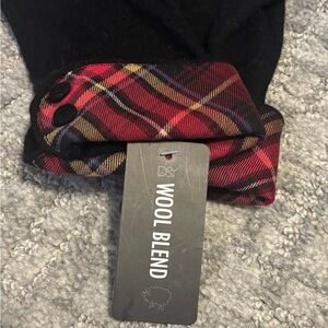 NWT D&Y Will Blend Tartan Plaid Gloves with Magic Touch Technology
